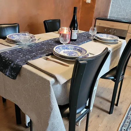 Apartamento Cheri's Aparts *